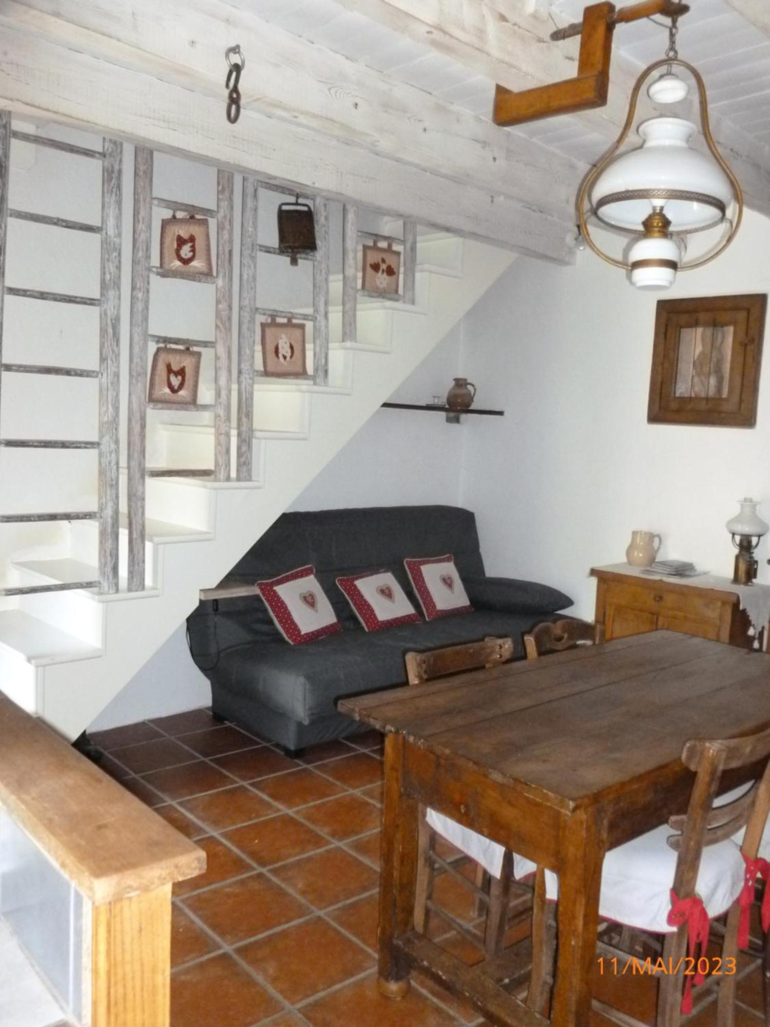 Maison De Village Saint-Paul-des-Fonts Bagian luar foto